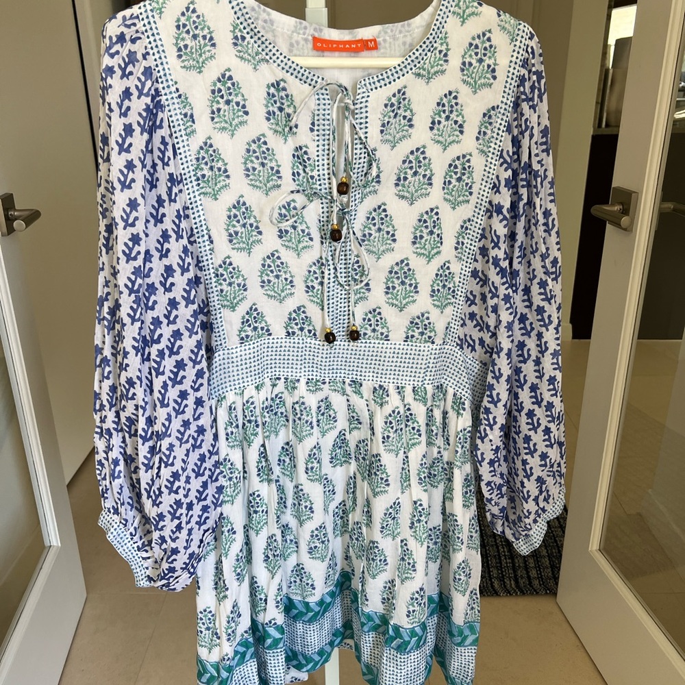 COPY - NWOT…OLIPHANT…Blue, Green, and white Balloon Sleeve Short Mini Dress